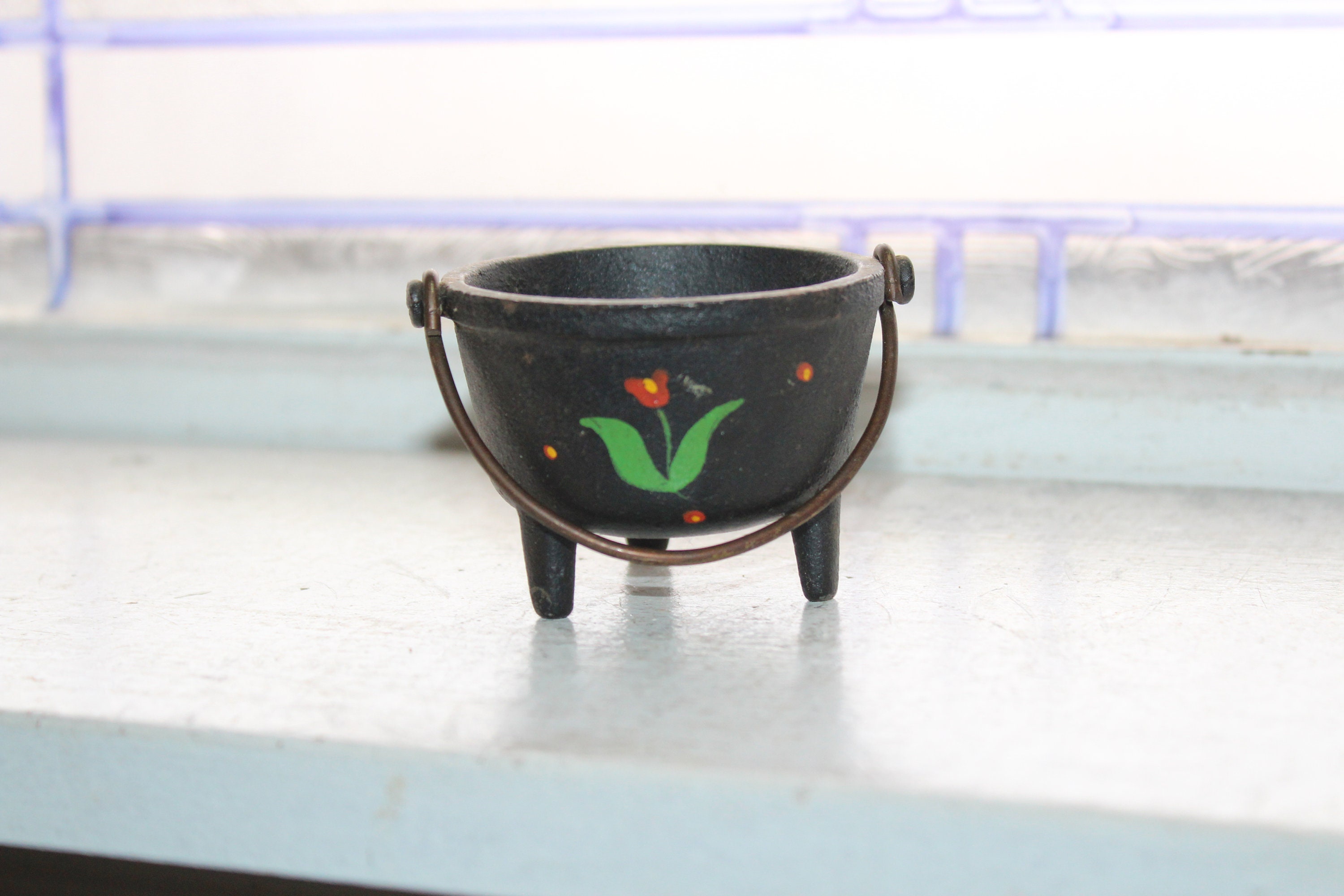 Vintage Cast Iron Wilton Miniature Pot