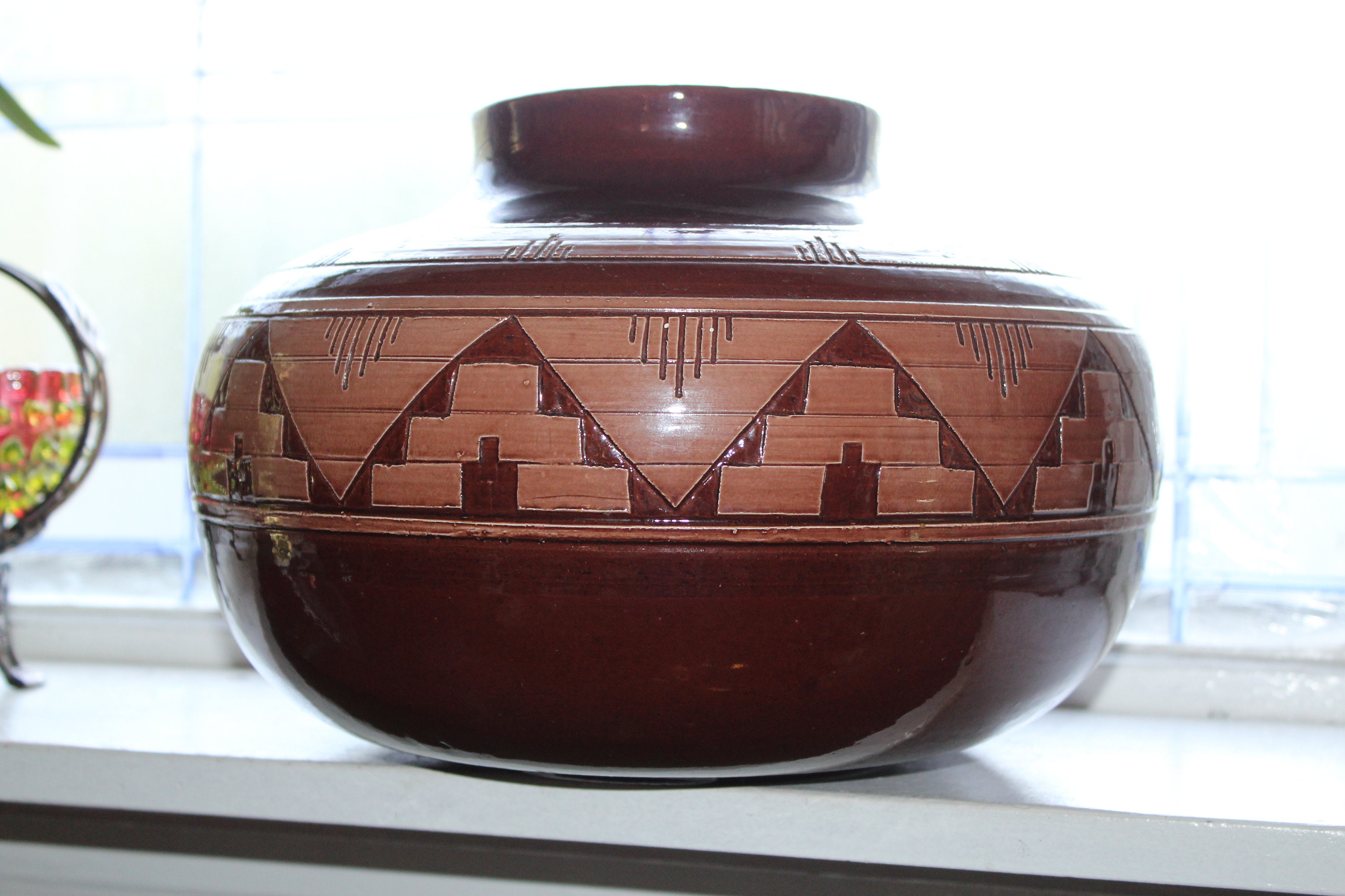 Very Large Vintage Sioux Pottery Vase Signed W W 11 1/2 Wide