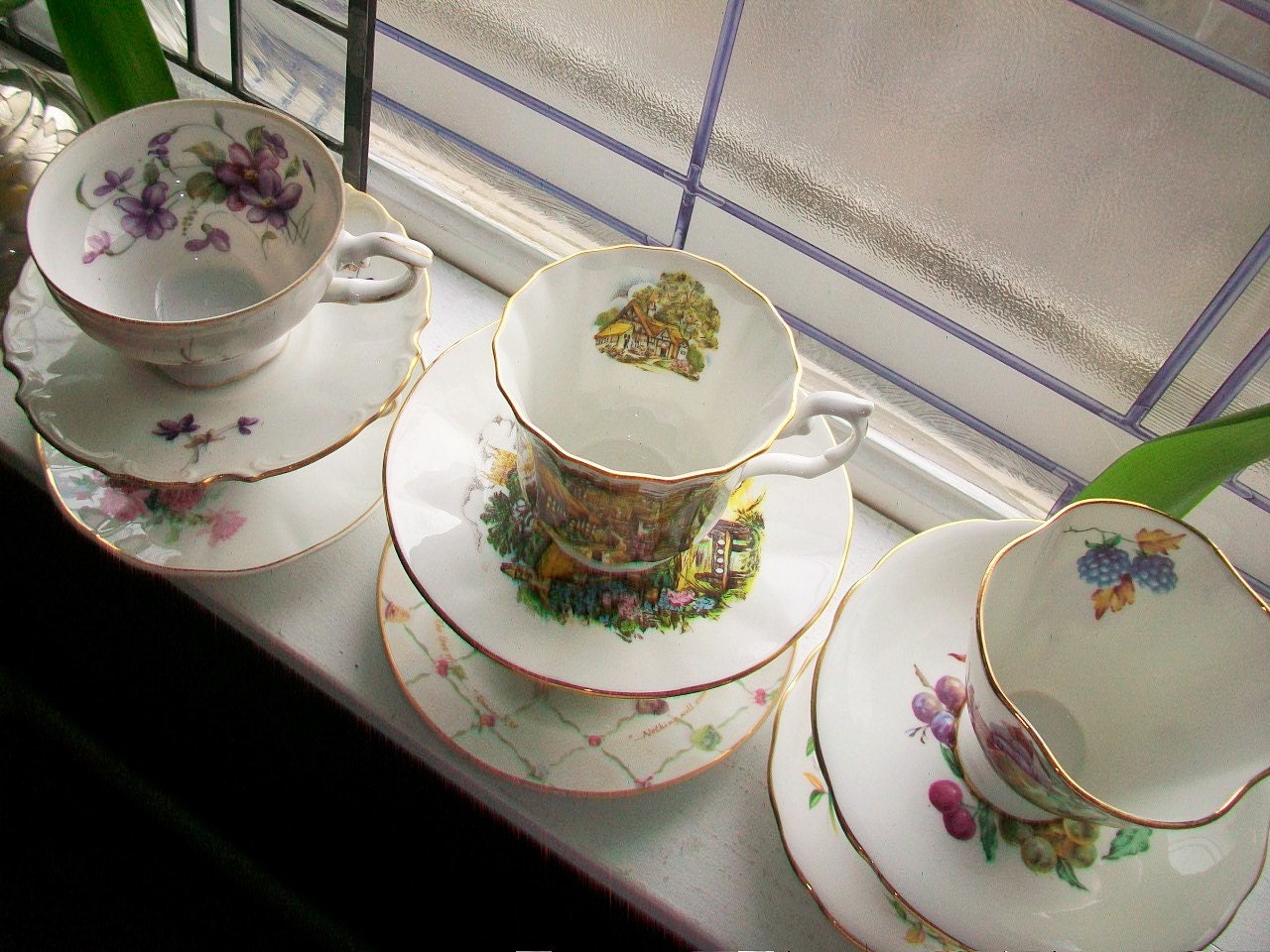 6 Vintage Tea Cups and Saucers Collection Mix and Match Sets Wedding