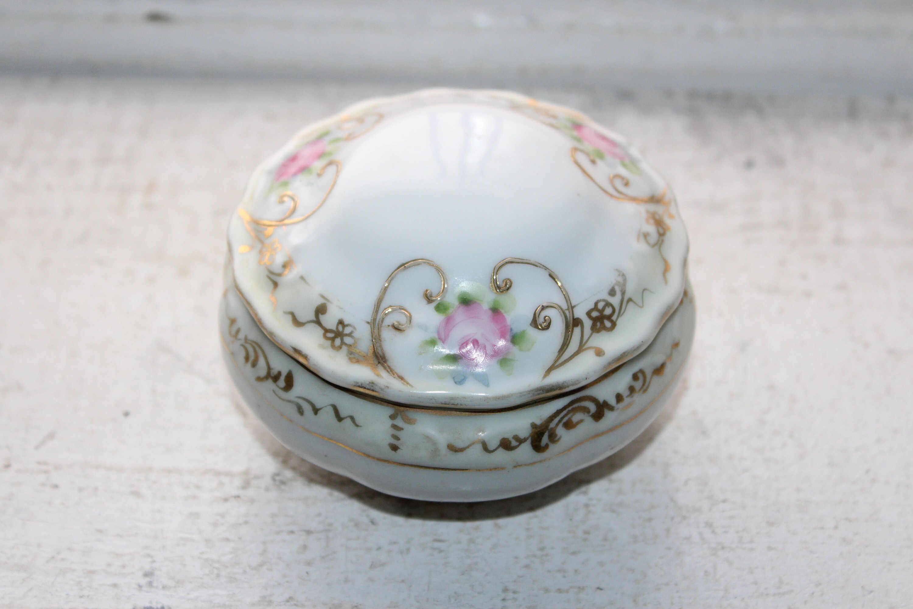Antique Hand Painted Nippon Porcelain Trinket Box