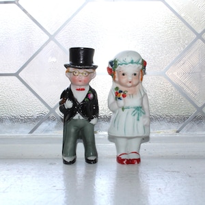 Antique Bisque Doll Bride and Groom Figurines Cake Toppers Frozen Charlotte Type