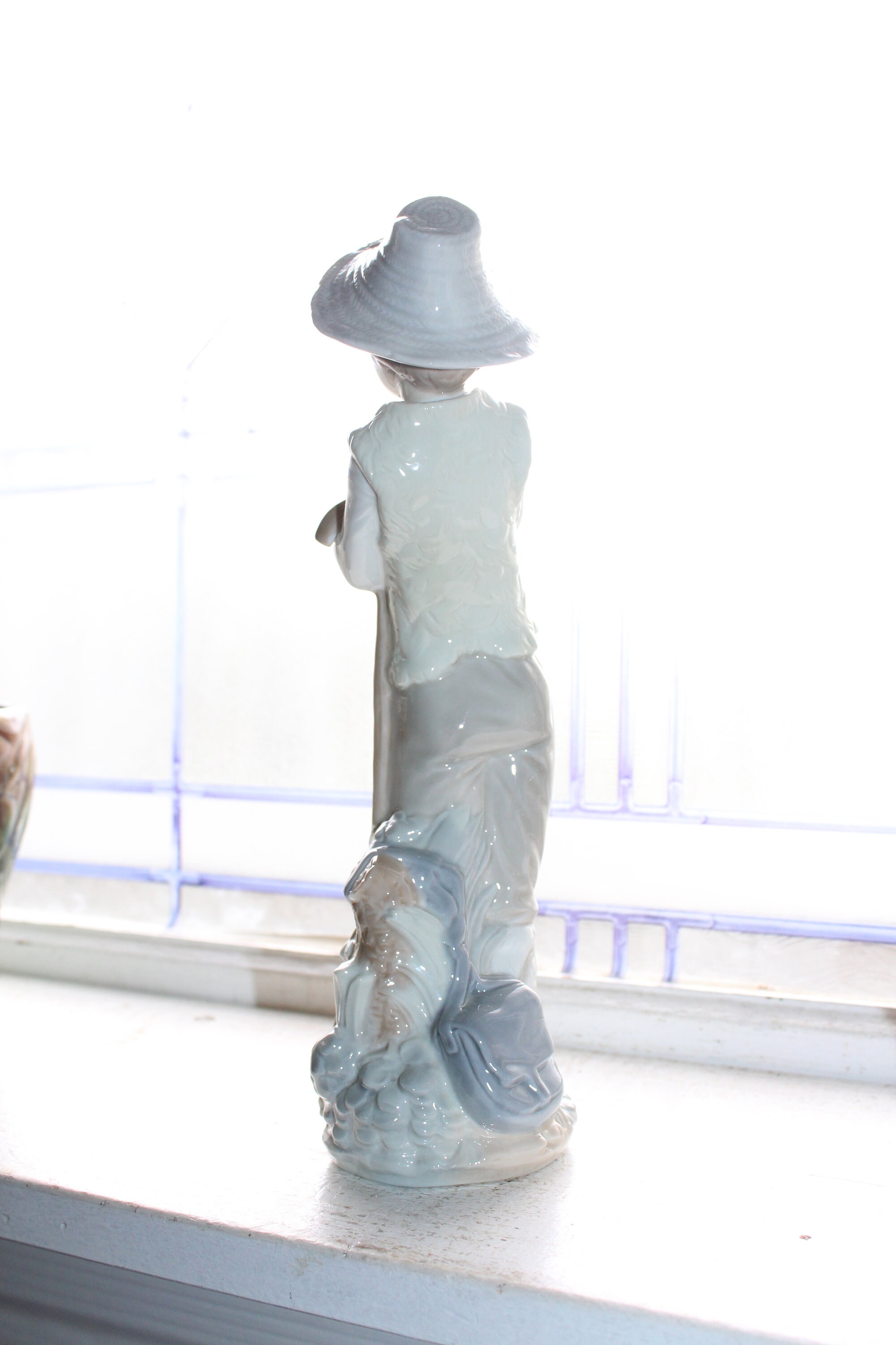 Lladro NAO Porcelain Figurine Shepherd Boy with Bird Vintage 1980s