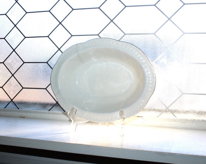 Shelley Claire De Lune Oval Vegetable Bowl Dainty White w/ Platinum Trim 1960s