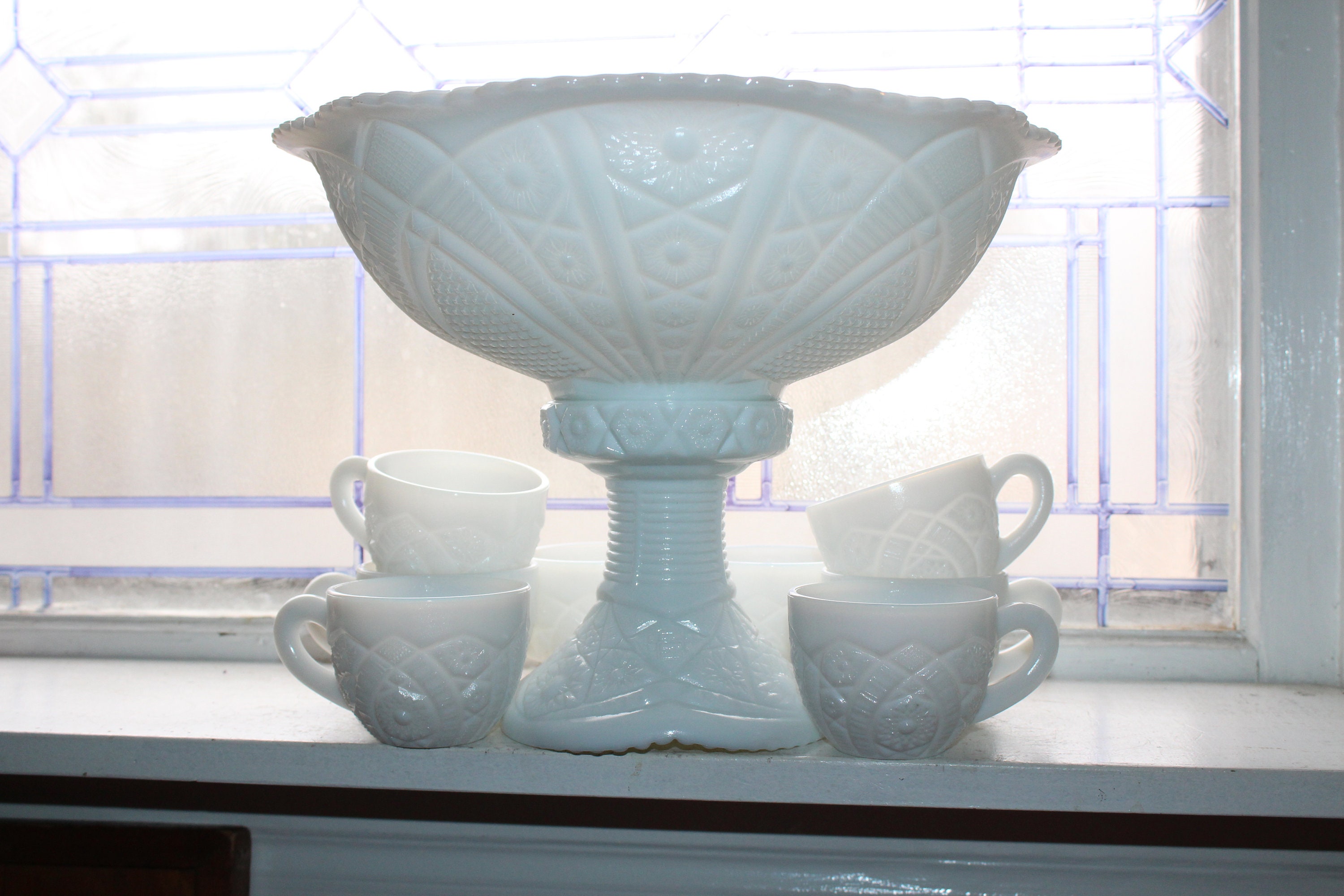 Vintage Milk Glass Punch Bowl Set McKee Concord 8 Pc