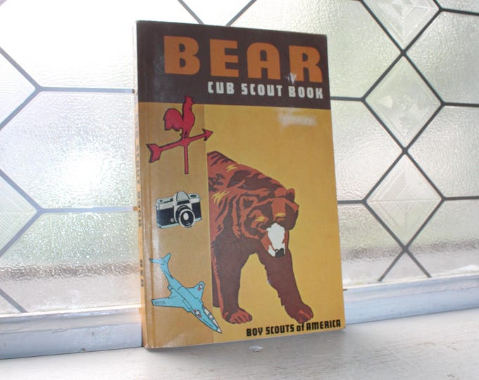 1967 Bear Cub Scout Book Vintage Boy Scouts
