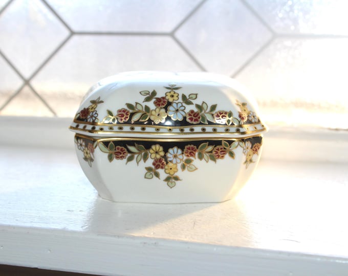 Vintage Zsolnay Porcelain Trinket Box