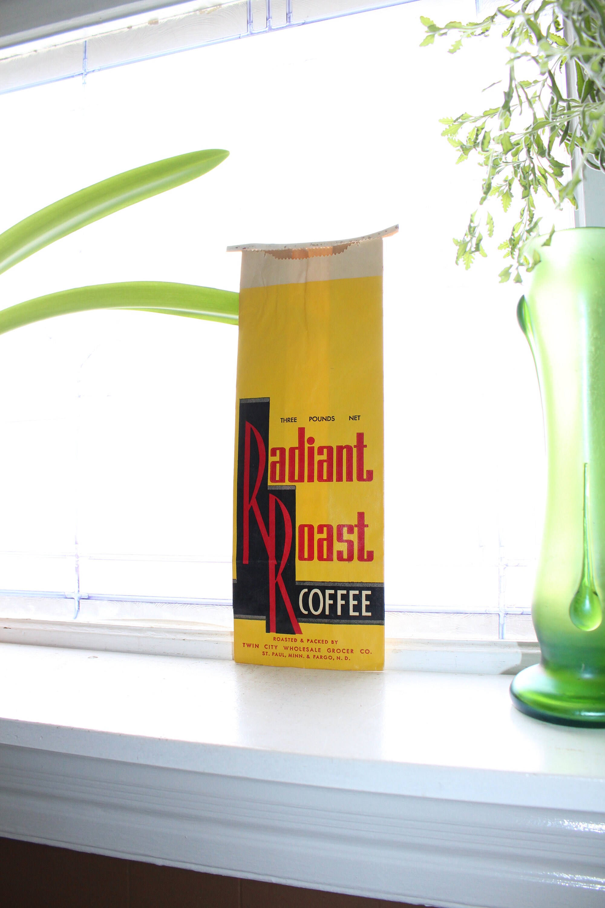 Vintage Coffee Bag Radiant Roast 3 Lbs 1950s Kitchen Decor