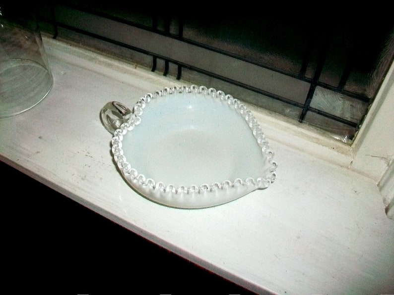 Vintage Fenton Silver Crest Heart Dish Nappy White Milk Glass image 1