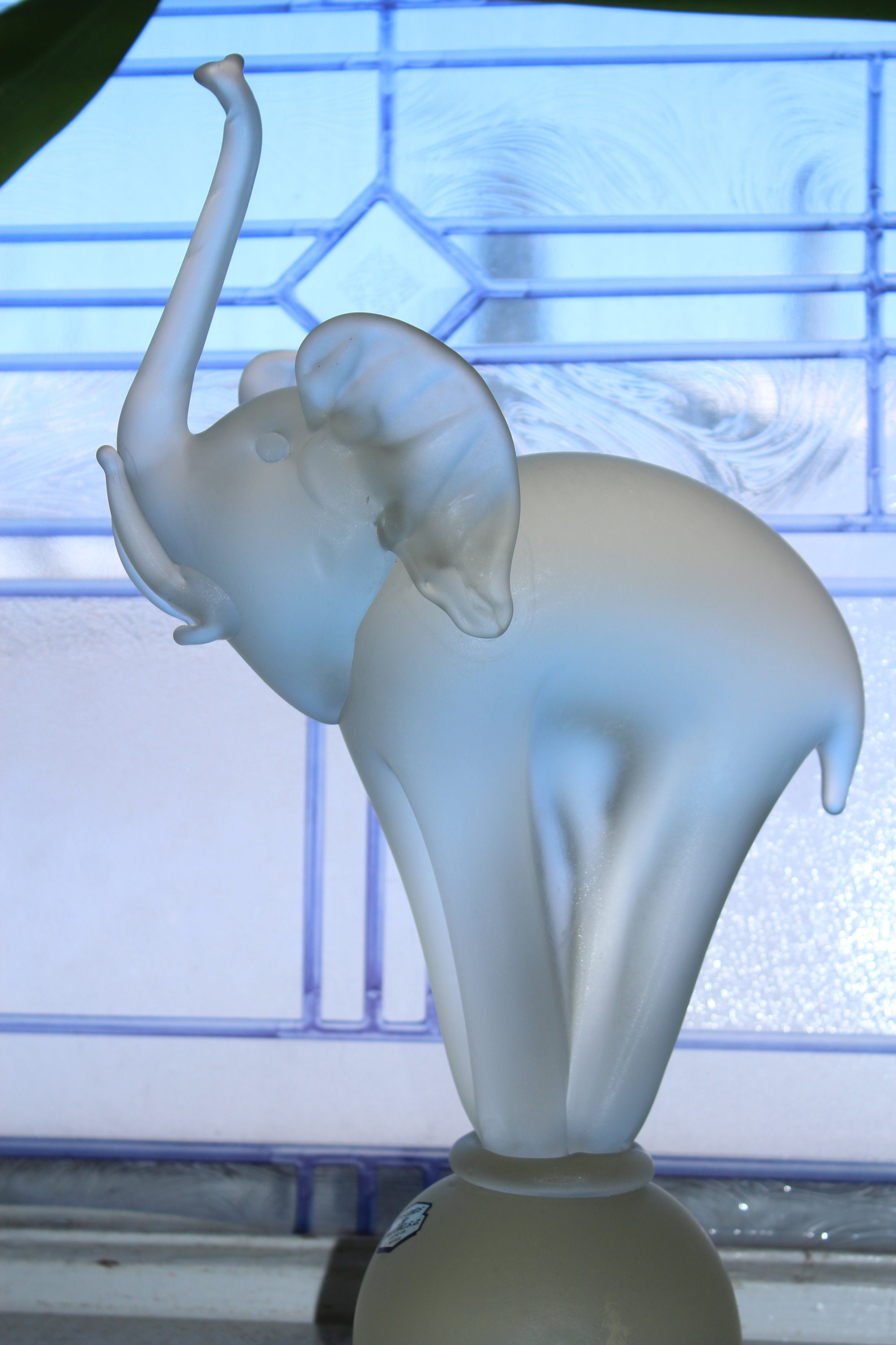 Large Satin Glass Elephant Figurine Cristales de Murano S.A.