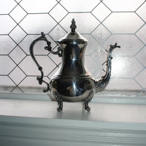 Vintage Silverplate Teapot FB Rogers 2377