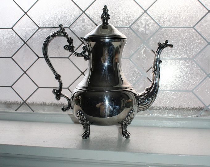 Vintage Silverplate Teapot FB Rogers 2377