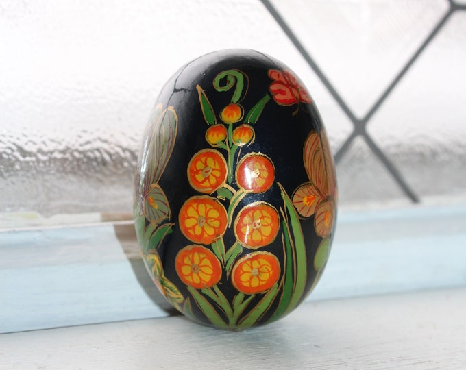 Vintage Folk Art Hand Painted Egg