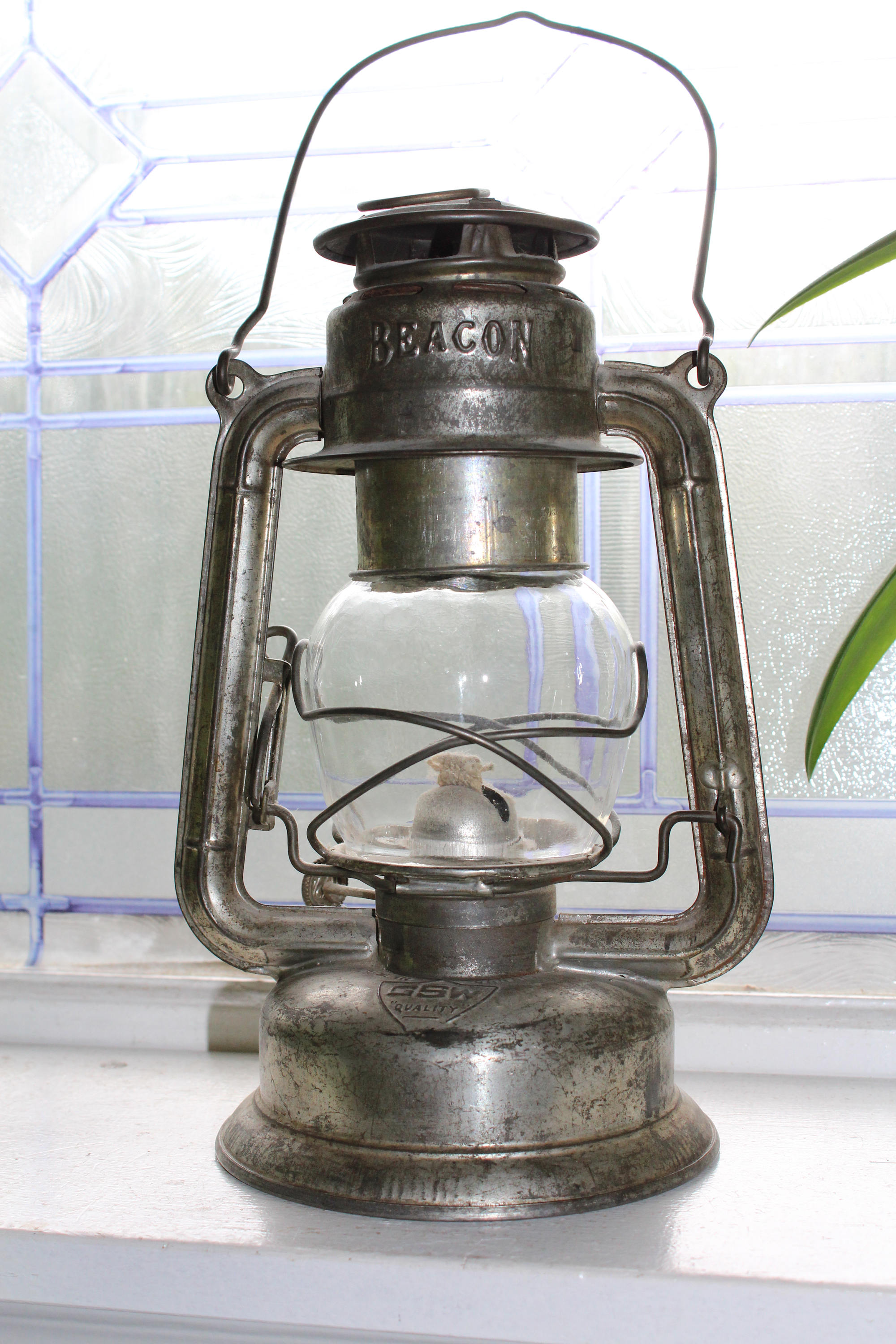 Vintage GSW Beacon Kerosene Lantern Farmhouse Decor Barn Find