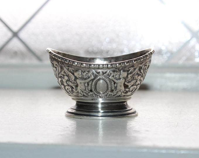 Antique German Sterling Silver Small Bowl with Cherubs Putti Pierced