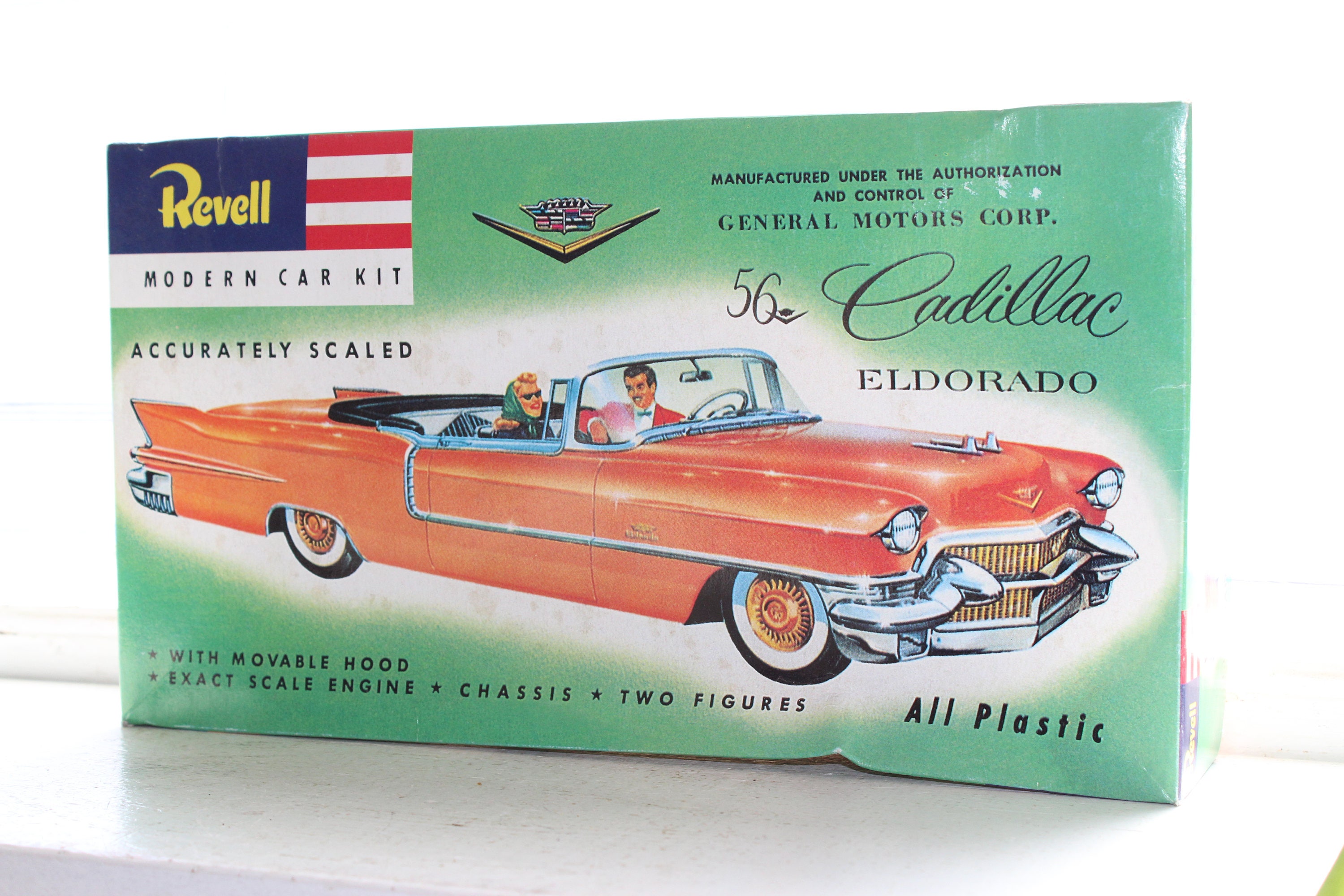 Model Car Kit 1956 Cadillac El Dorado Revell 1996 Unassembled Vintage Toy