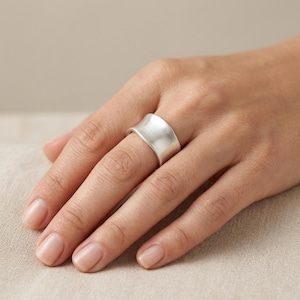 Adjustable Silver Ring, Chunky Wide Band Ring, Minimalist Statement Ring, Open Ring, Modern Jewelry, Gift for Her, 925 Silver Ring