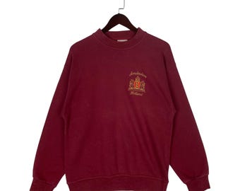 Bluza z kapturem w stylu vintage z lat 90. w Amsterdamie i Holandii, średniej wielkości, bordowa, z okrągłym dekoltem, wyprodukowana w Portugalii, z haftowanym herbem, pamiątka z podróży