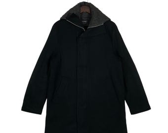 Vintage Giuliano Fujiwara 1998AW Asymmetrischer Mantel mit Stehkragen | Neopren-ähnliche Tech Wool Mischung | 90er Jahre Italienisches Avantgarde Archiv | Größe 46