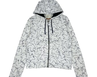 Bluza z kapturem i zamkiem błyskawicznym Agnes B x Jain w kolorze gołębiej skóry, rozmiar M, minimalistyczna, francuska kurtka streetwear z nadrukiem ptaków