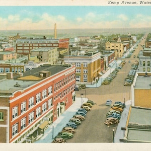 Linen Postcard, Watertown, South Dakota, Kemp Avenue, ca 1940