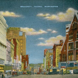 Linen Postcard, Tacoma, Washington, View on Broadway, NICE, ca 1940