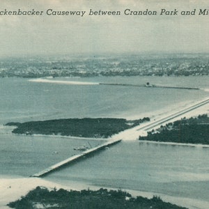 Linen Postcard, Miami, Florida, Rickenbacker Causeway, ca 1940