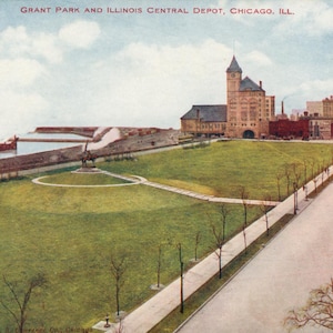 Vintage Postcard, Chicago, Illinois, Grant Park and Illinois Central Railroad Depot