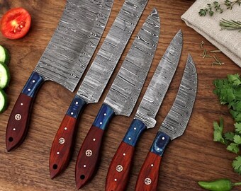 Set di coltelli da chef in acciaio di Damasco forgiati a mano / Coltelli da cucina personalizzati con astuccio in pelle