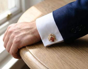 Abotoaduras artesanais em formato de abelha para homens e mulheres, em latão banhado a ouro 18K, acessórios originais para camisas francesas, presente para padrinhos.
