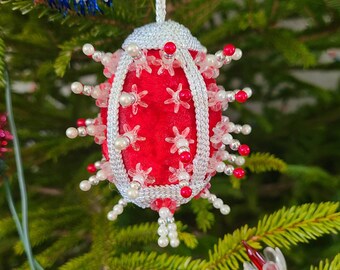 Vintage Beaded Velvet Pin Ornament Christmas Kitsch