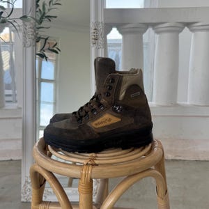 90s Adidas Boots - Etsy display picture 1