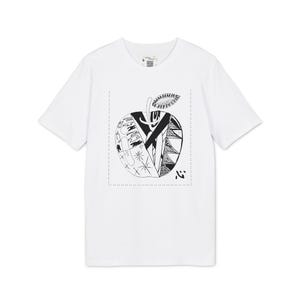 Zentangled Pattern Apple Tee | Graphic T-Shirt Born in the Land of Fuji