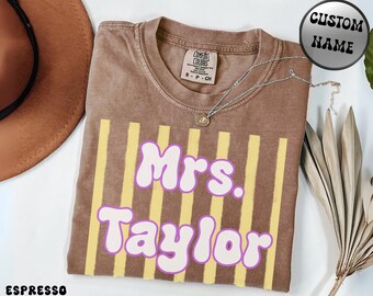 Customized Teacher Shirt, Second Grade Teacher Shirt, Comfort Colors Teacher Tee, Back to School Teacher Gift, Custom T-shirt for Teachers.