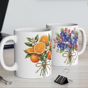 Waterverf fruitmok | Keramische koffie- en theekop met bosbessen-, frambozen- en sinaasappelmotief | 325 ml (11 oz) | Cadeau | Keukenservies | Glanzende keramische mok