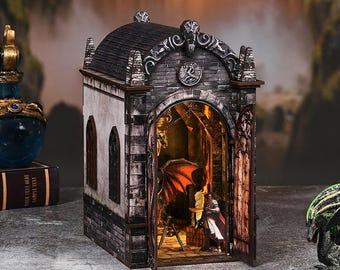 Kit per angolo lettura a tema castello del drago, inserto per scaffale fantasy medievale fai da te - Miniatura a LED della tana del drago, regalo dark academia per lui