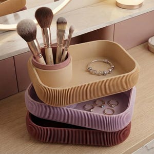 Pink-beige ribbed modular LUNO organizer for cosmetics and jewellery in Japandi style