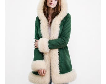 1970s Vintage Green Penny Lane Coat | Afghan Coat | Boho Winter Hoodie Coat | Women Mid Length Shearling Coat