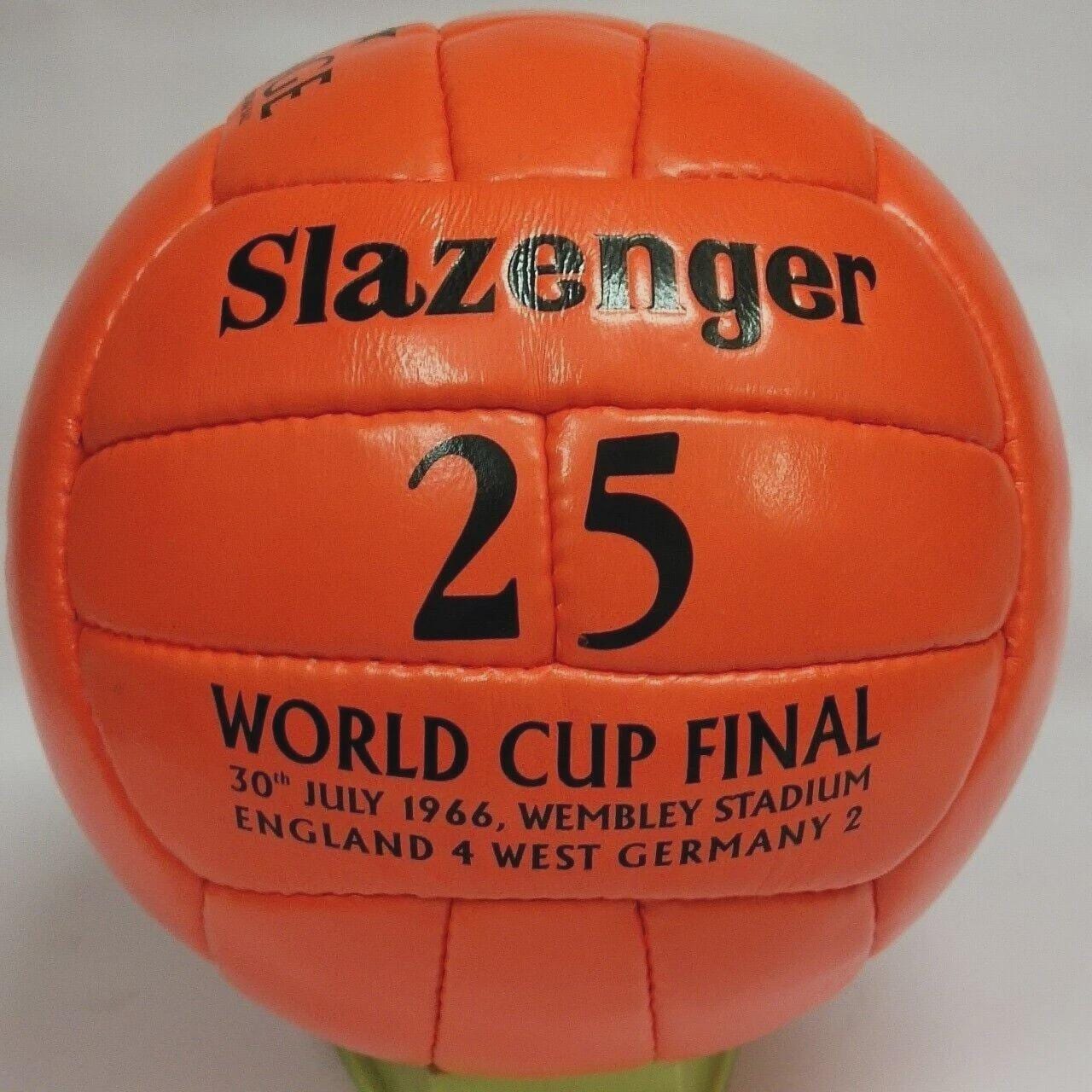 専用〉FIFA ワールドカップ 1966年 イングランド大会 キーホルダー