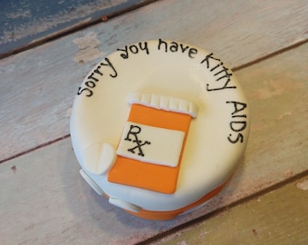 Personalized Cat Birthday Cake: Tuna & Catnip, 4 inch