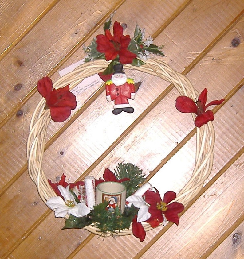 British Santa Soldier Bamboo Wreath image 0