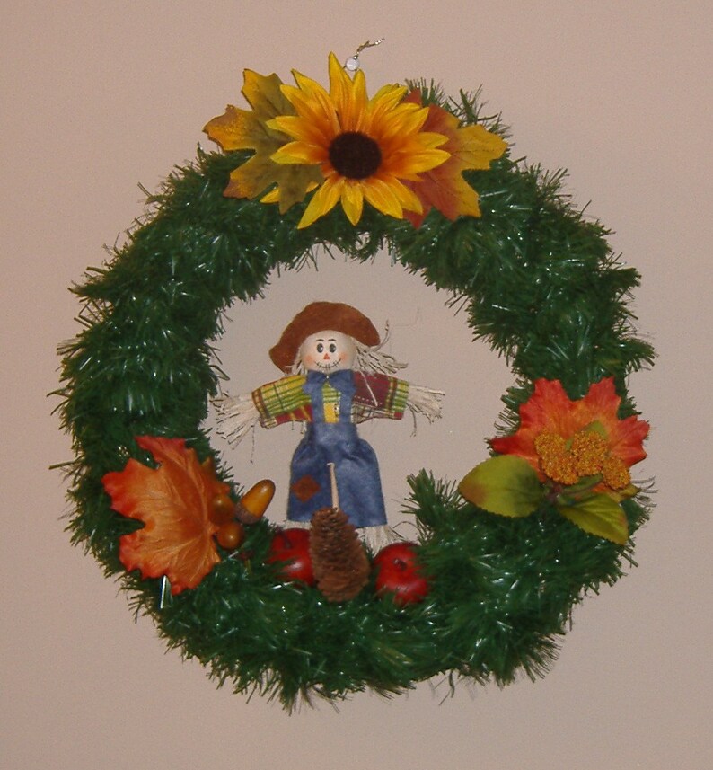 Scarecrow Wreath for Halloween Harvest Thanksgiving image 0