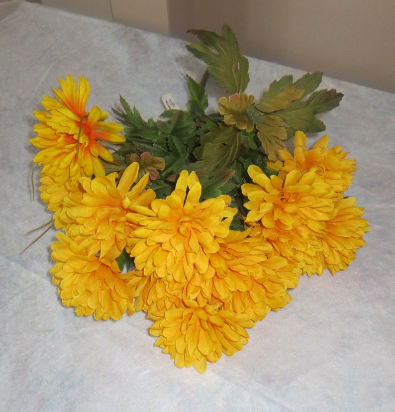 Strands and Bunches of Autumn Silk Flowers for Wreaths Pots image 1
