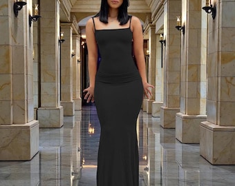 Black Floor-Length Camisole Dress – A-Line Spaghetti Strap Maxi Gown