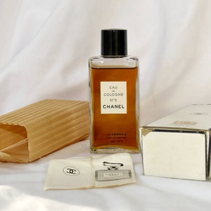 BLEU DE CHANEL Eau De Parfum - 1.7 ml Cologne Sample Spray Atomizer - 100%  Authentic
