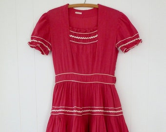 40's Puff Sleeve Dress Full Circle Jupe Seersucker Cotton Red White Ric Rac Patio Robe XS S