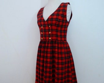 90s Preppy Plaid Flannel Dress Jumper Sleeveless Brass Buttons Red Tartan Cotton Lanz Petite S