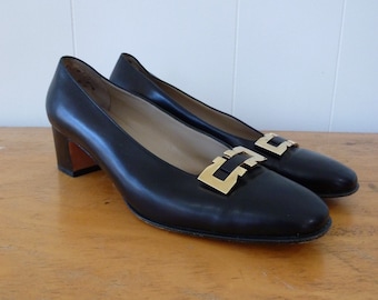 Vintage Ferragamo Buckle Heels Pumps Shoes Black Leather Chunky Heel Goldtone Buckle Made in Italy 9 B