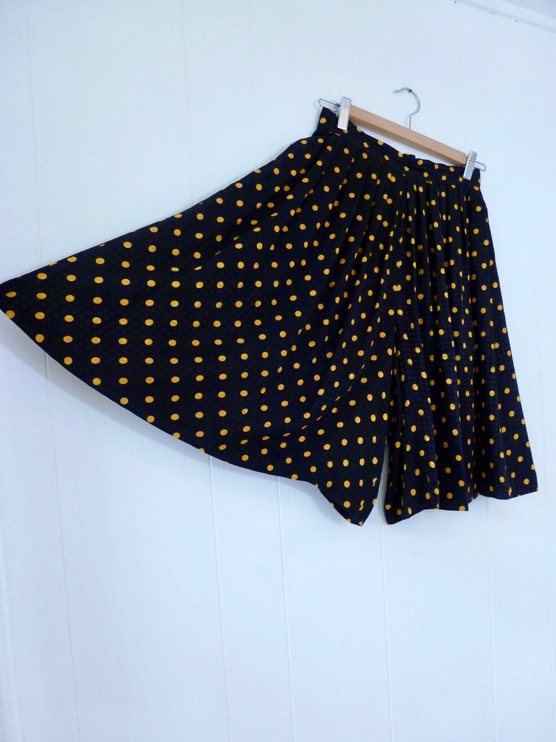 90/'s High Waisted Polka Dot Shorts Wide Leg Grunge Minimalist Silk Dotted Flowing Culottes Skirt Skort S