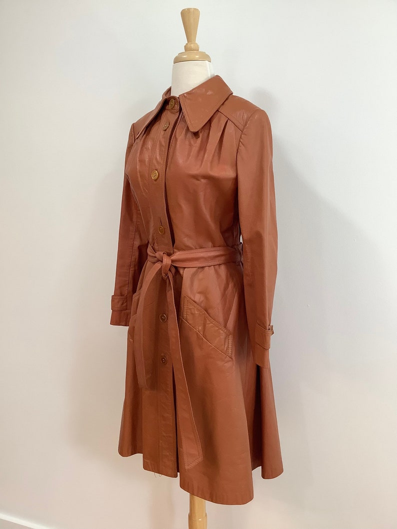 70s Women's Lined Leather Jacket Belted Pockets Button Front Cinnamon Burnt Sienna Mod Coat S image 7