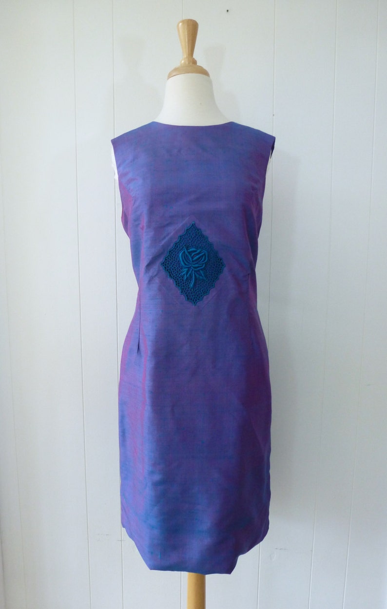 60's Cocktail Dress Plus Size Iridescent Blue Purple Silk Embroidered Shift Sheath Party Dress image 2